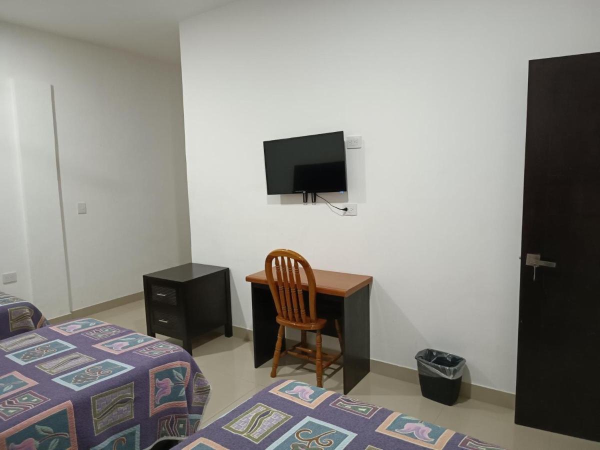 לוס מוצ'יס Hotel Romo מראה חיצוני תמונה